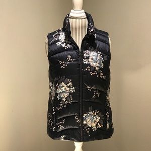 Navy Floral thin puffer vest - Loft